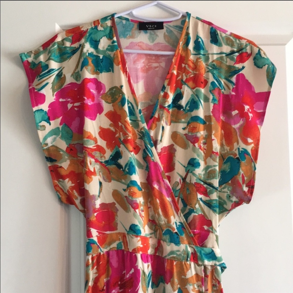 VICI COSTA RICA FLORAL WRAP DRESS